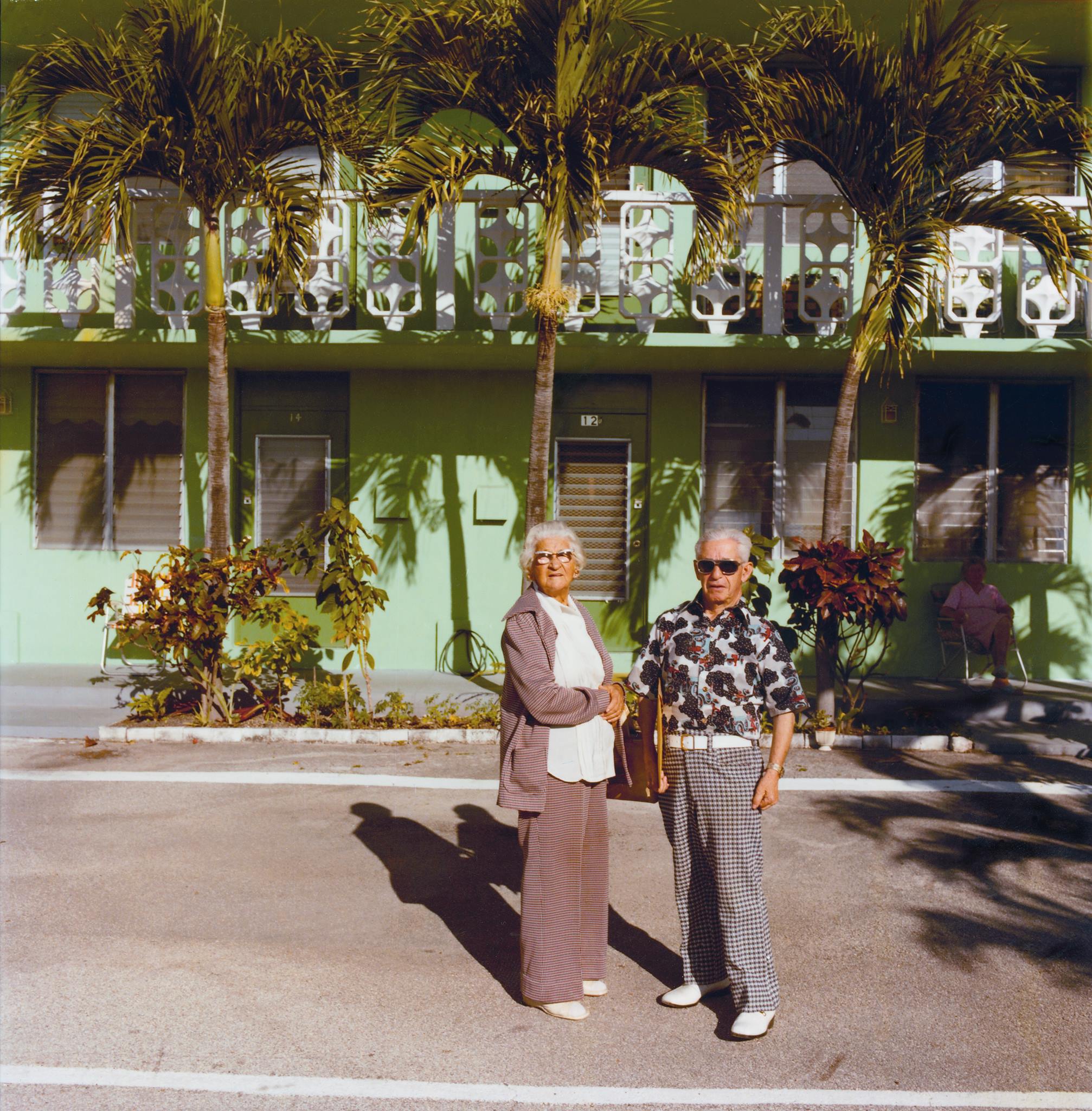 In the 1970s, Andy Sweet Photographed the Kitschy Vibrance of a ‘Fading’ Miami Beach
